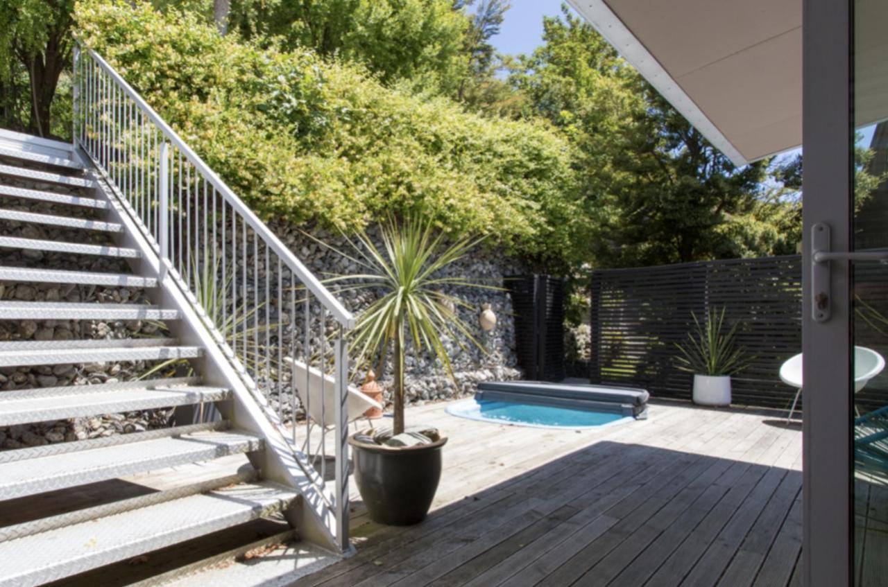 Treehouse Spa Escape - Private Spa Pool Queenstown Exterior photo