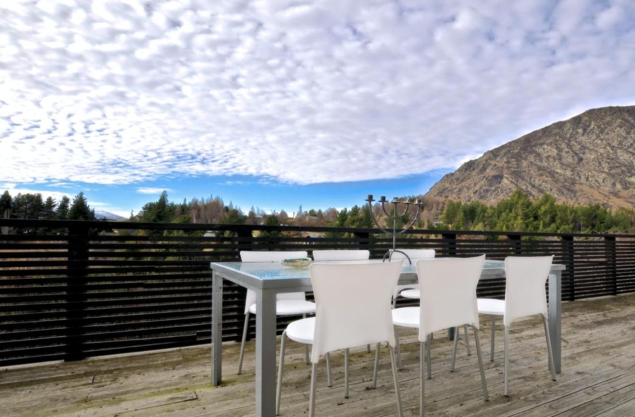 Treehouse Spa Escape - Private Spa Pool Queenstown Exterior photo